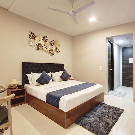 Limewood Stay - Executive Huda City Center Gurgáon Exteriér fotografie