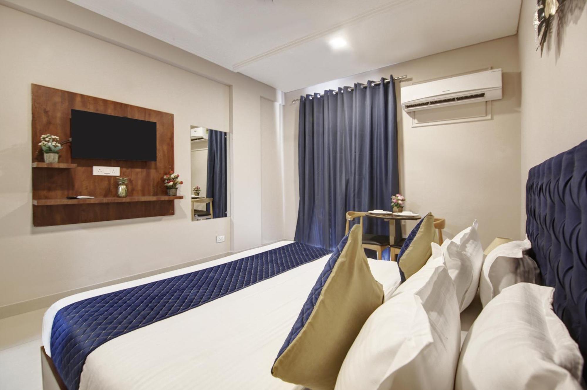 Limewood Stay - Executive Huda City Center Gurgáon Exteriér fotografie