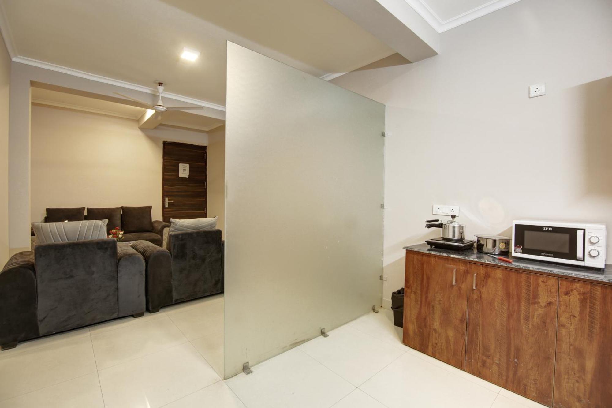 Limewood Stay - Executive Huda City Center Gurgáon Exteriér fotografie