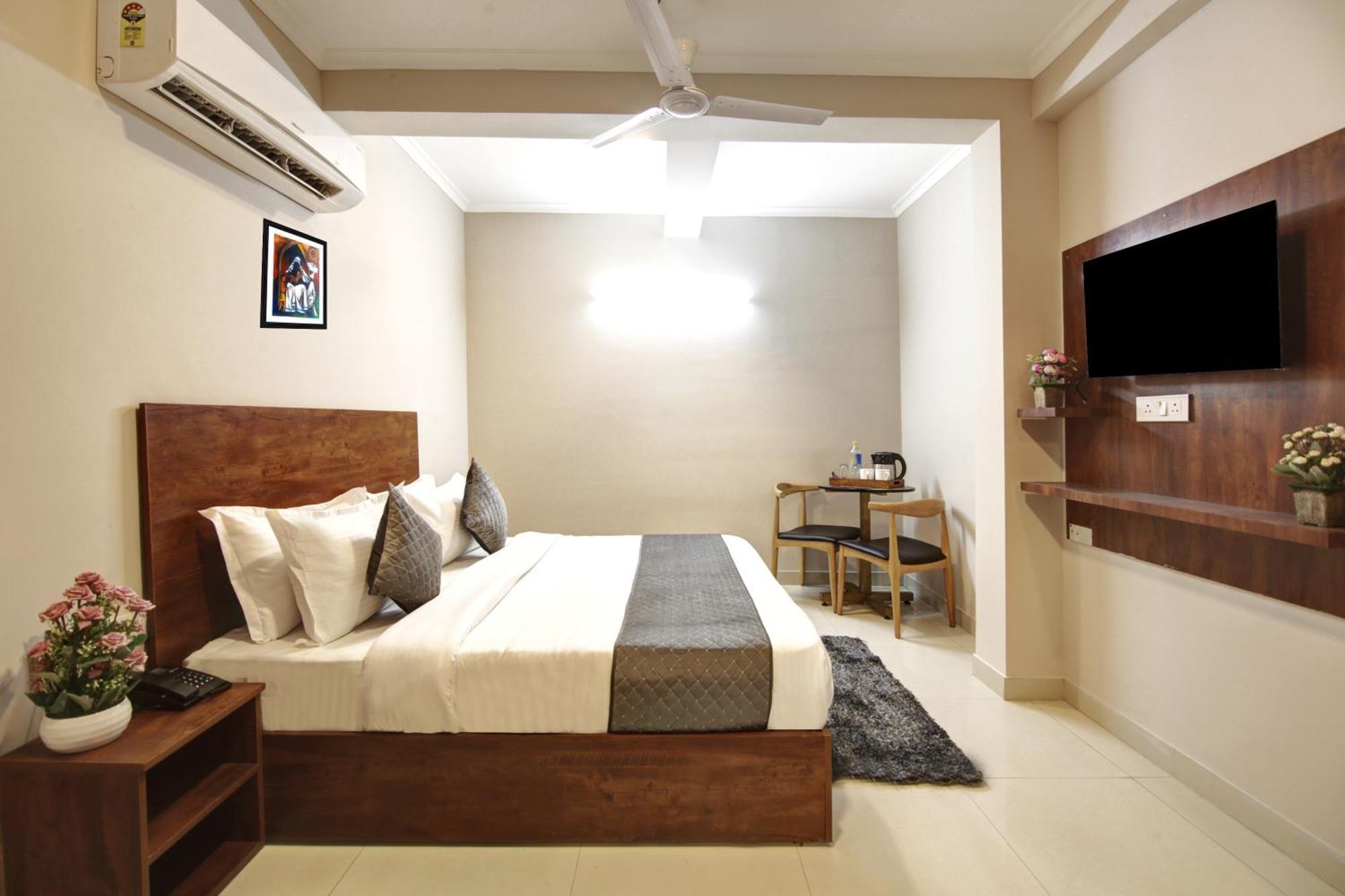 Limewood Stay - Executive Huda City Center Gurgáon Exteriér fotografie