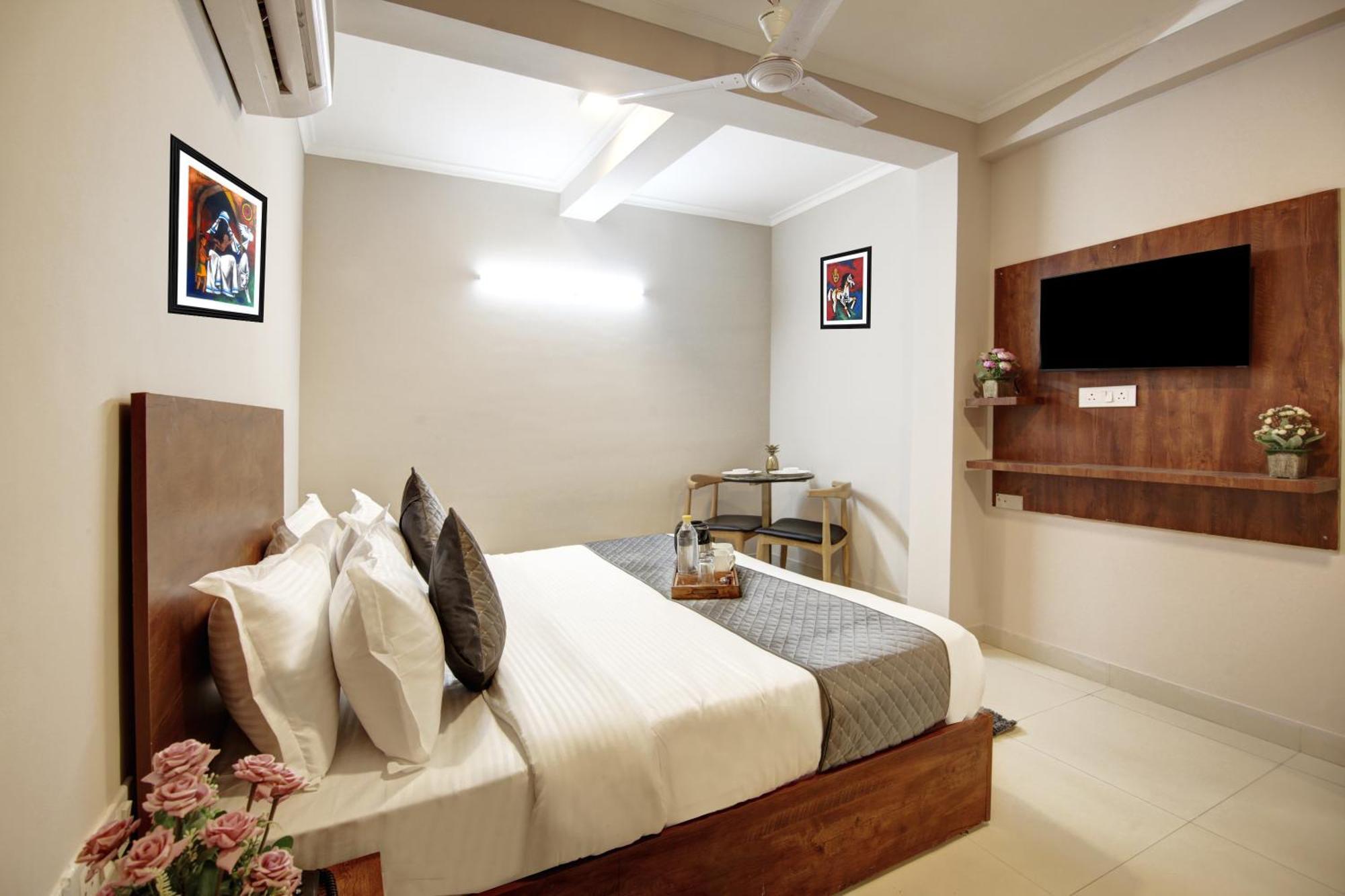 Limewood Stay - Executive Huda City Center Gurgáon Exteriér fotografie